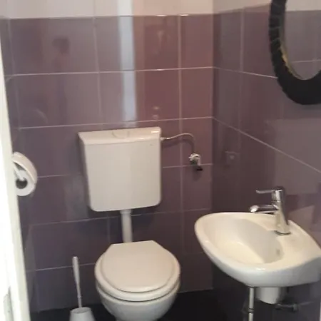 Apartment With Parking Space Grebastica, - 24934 *