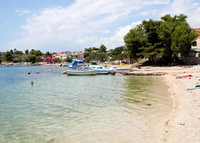 With Parking Space Grebastica, - 24934 Lägenhet Šibenik