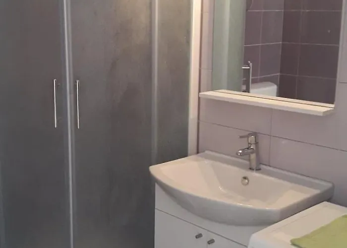 Daire With Parking Space Grebastica, Sibenik - 24934 Šibenik