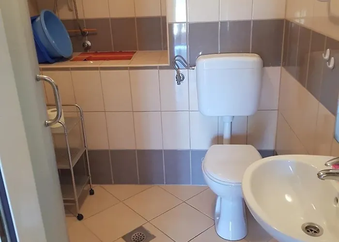 Daire With Parking Space Grebastica, Sibenik - 24934 Šibenik